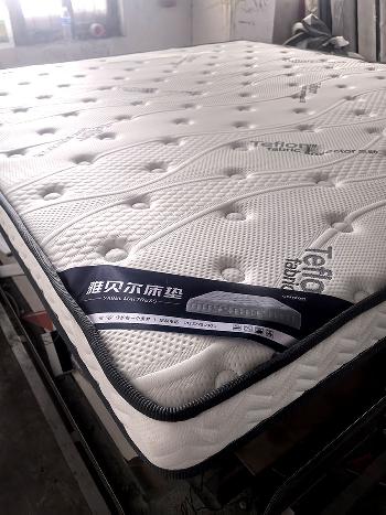 家庭床垫展示